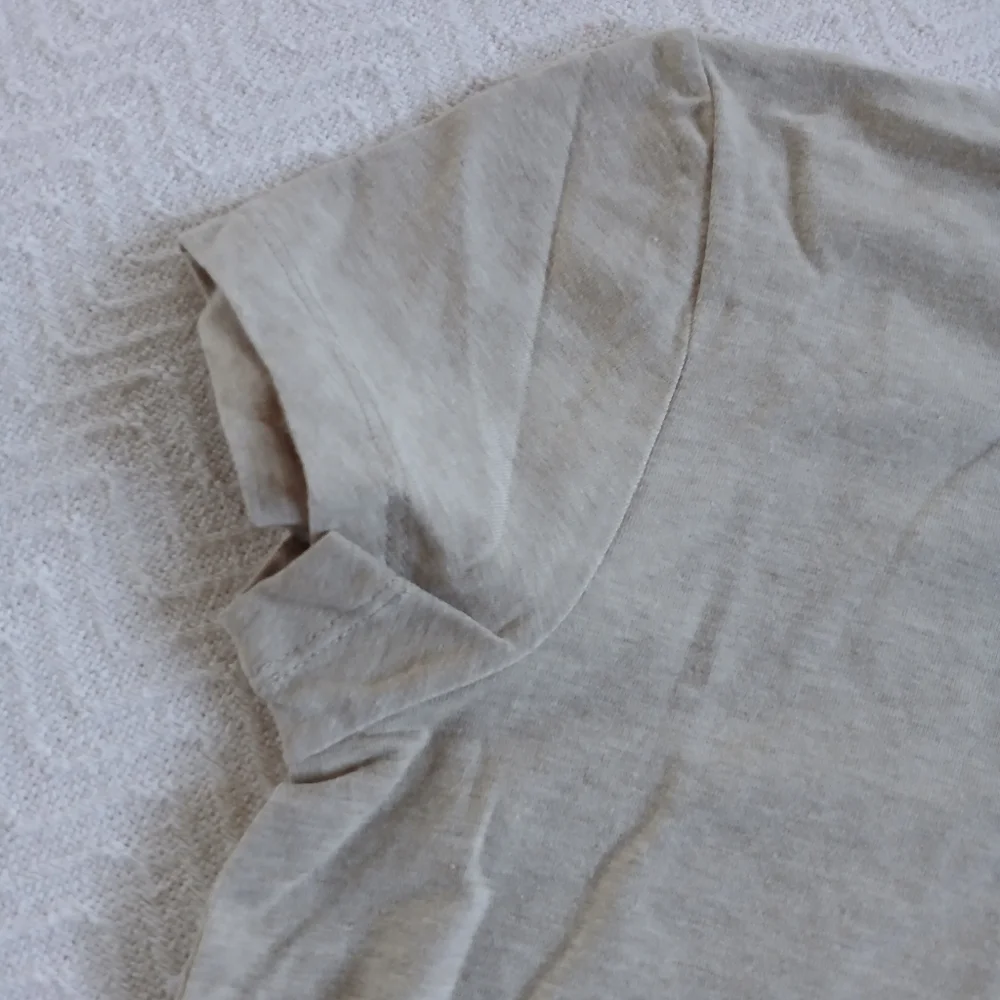 j.crew 2004 cotton tee shirt medium minimal neutral vintage y2k clean earth prep